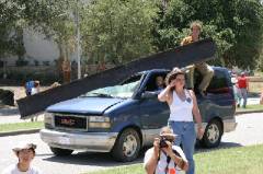 2006_ArtCar_3_Parade 387 